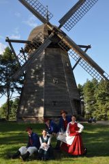 WYJAZD ZESPOŁU KOSEJDER DO SKANSENU W OLSZTYNKU - zdjęcie 11